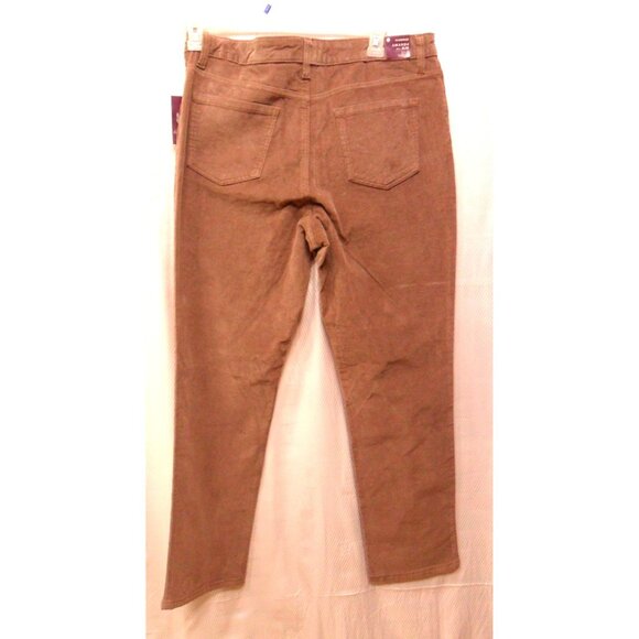 NWT Gloria Vanderbilt Amanda Slim Leg Jeans Smokey Mocha Size 16 Average Flex St - Picture 2 of 11